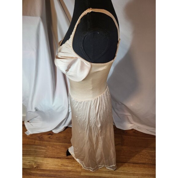 Vintage OLGA Full Slip underwire Bra 34DD  vintage style 34319 Beige Nude Lace L - Picture 5 of 8